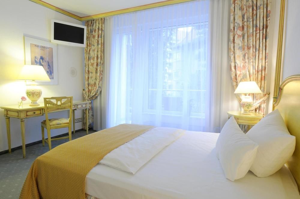 Bernstein Hotel Villa Kastania Berlín Exterior foto